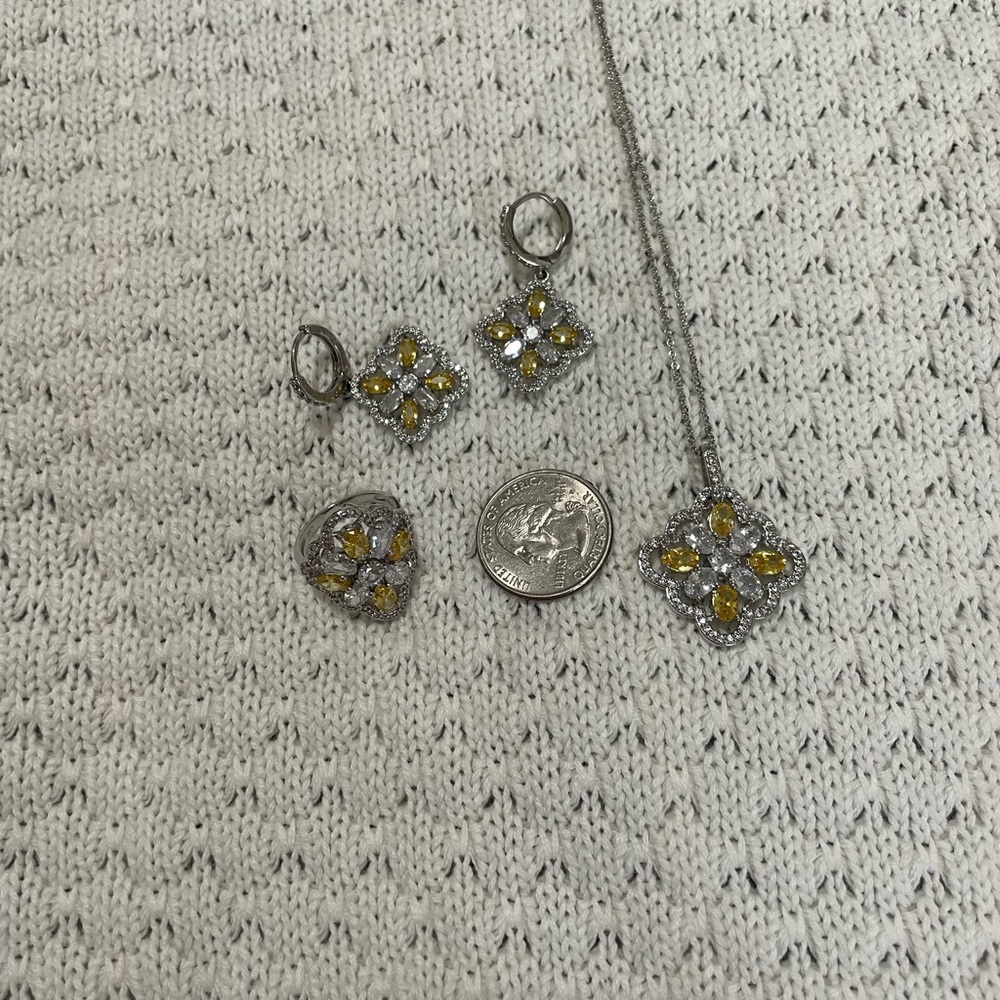 Natural oval yellow citrine with white sapphire bridal set. 925 sterling sliver - Picture 10 of 10